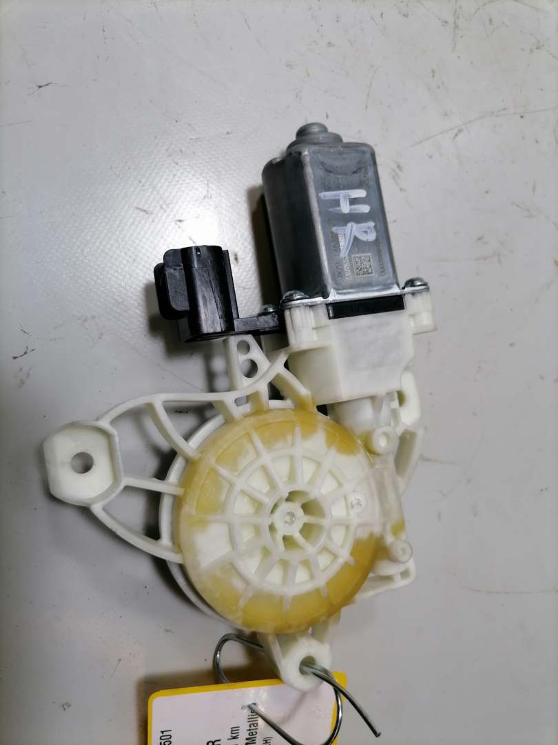 Ford Focus 4 original Fensterhebermotor hinten rechts Bj.2018